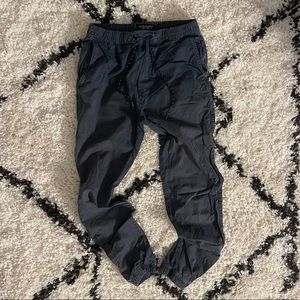 American Eagle Men’s Khaki Jogger Pants